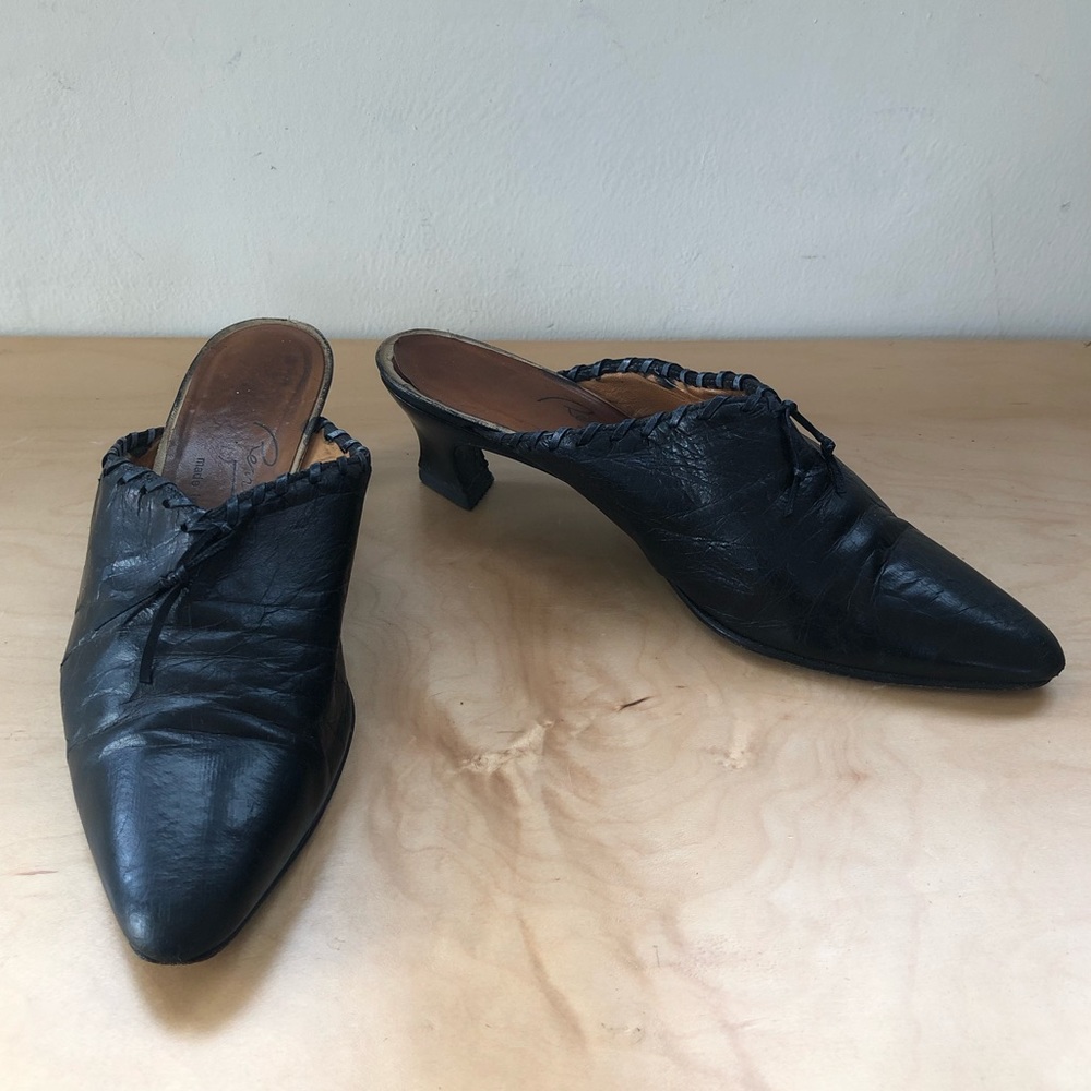 Rene Caty leather mule clog triangle kitten heel sz 6.5